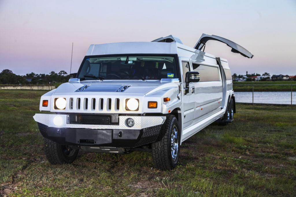 Hummer limousine Tamborine tours from Gold Coast or Brisbane